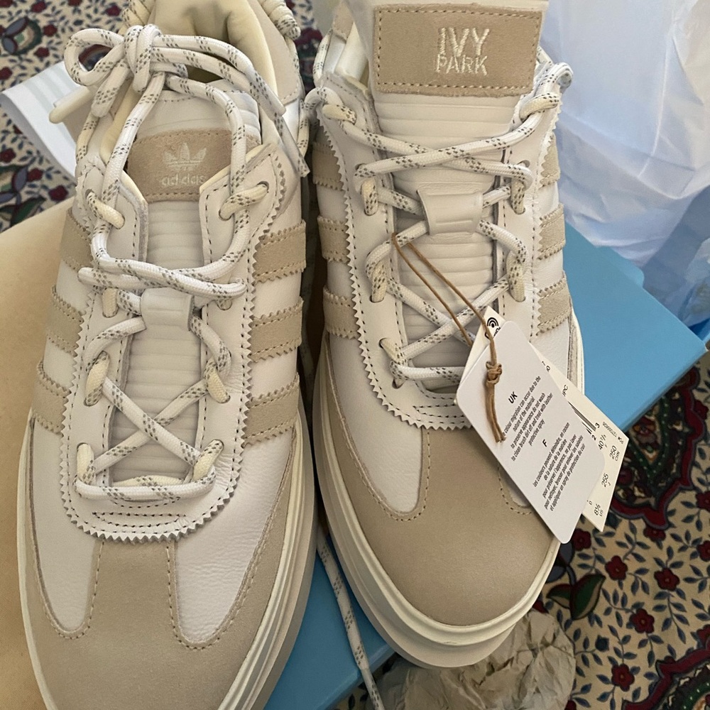 IVY PARK SUPER SLEEK